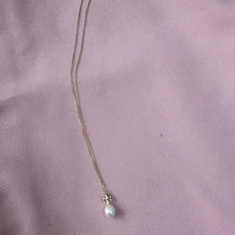 Tory Burch Gold Necklace with Pearl Pendant - Picture 6 of 6